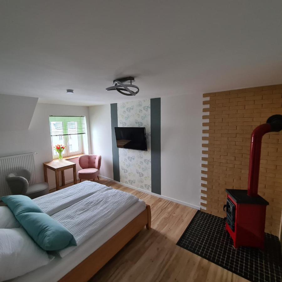 Gaestezimmer Treuen - Bed & Breakfast Eksteriør bilde