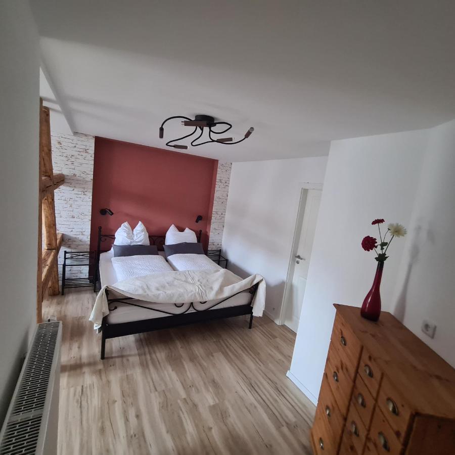 Gaestezimmer Treuen - Bed & Breakfast Eksteriør bilde